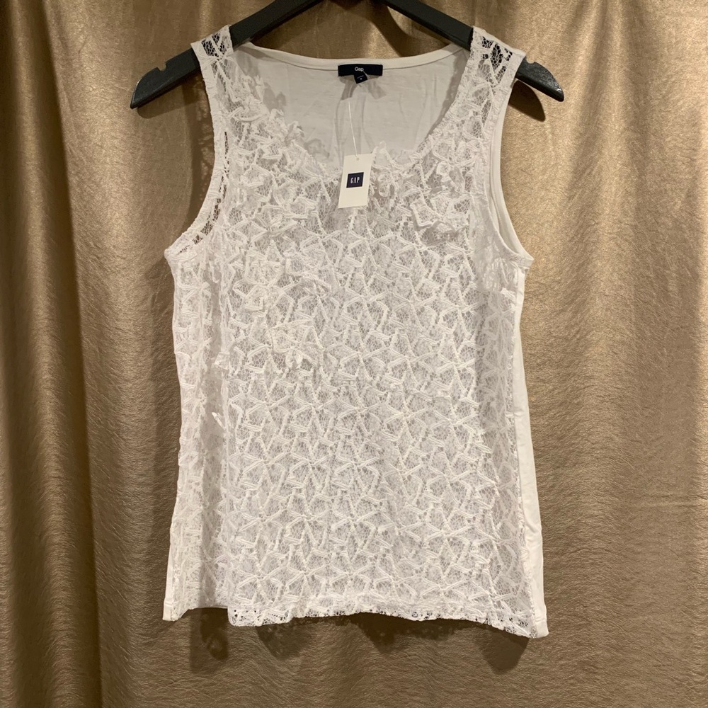 ✨NEW | Gap White Lace Top